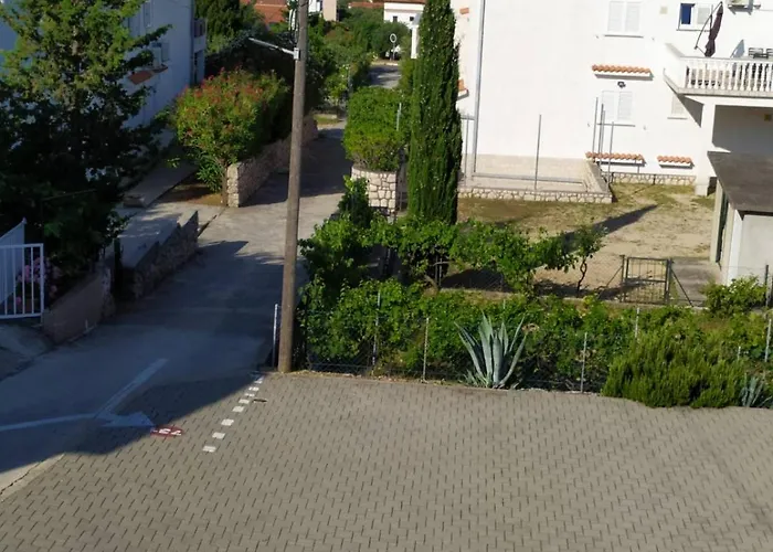Milenij Lejlighed *
